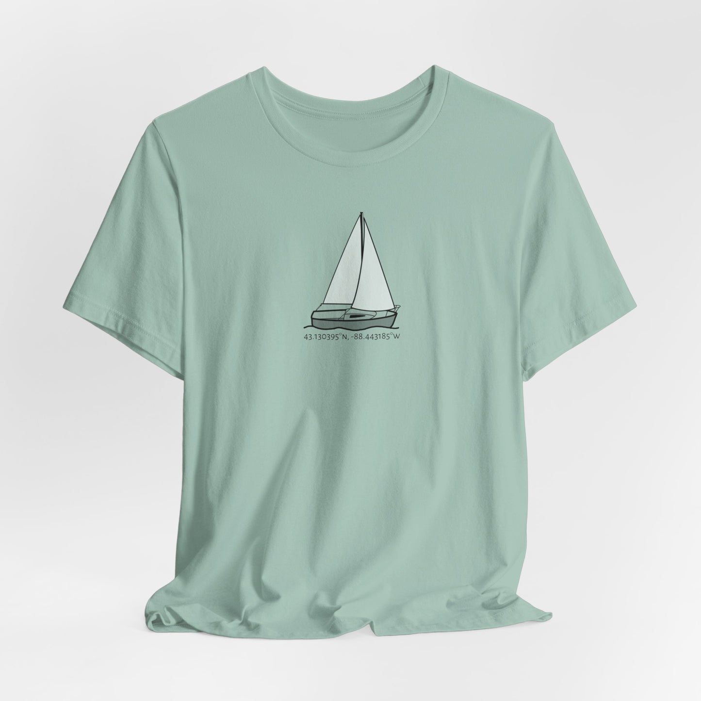 Unisex Lightweight Short Sleeve Tee (Comfort Sailboat Design)