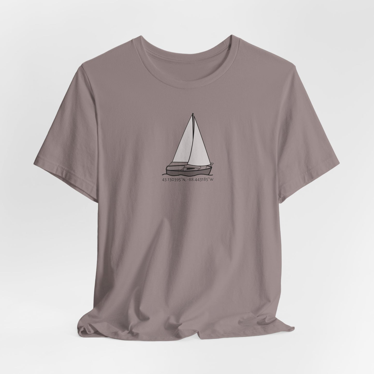 Unisex Lightweight Short Sleeve Tee (Comfort Sailboat Design)