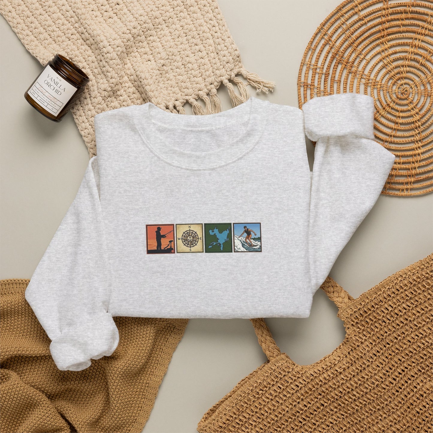 Okauchee Lake "Icons Style" - Gildan Crewneck Sweatshirt