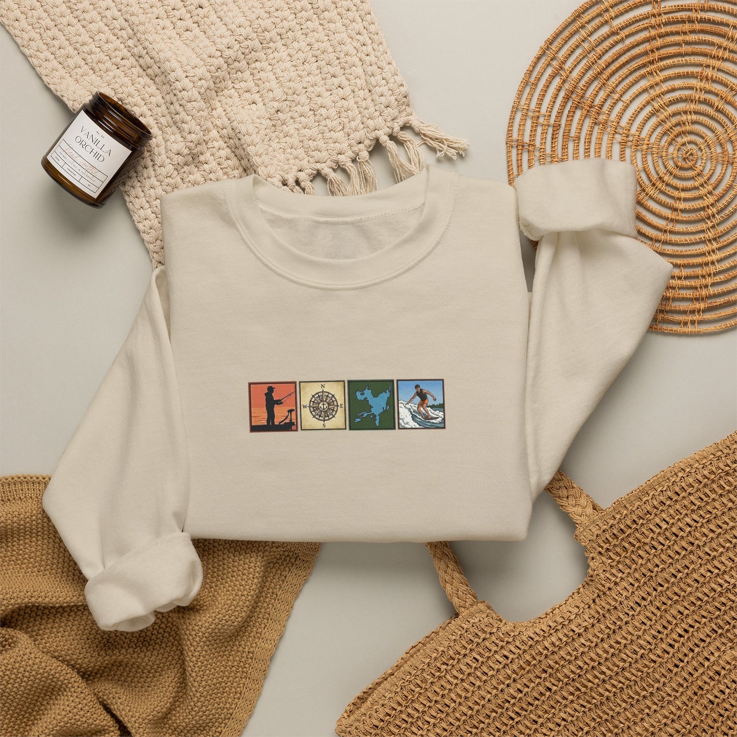 Okauchee Lake "Icons Style" - Gildan Crewneck Sweatshirt