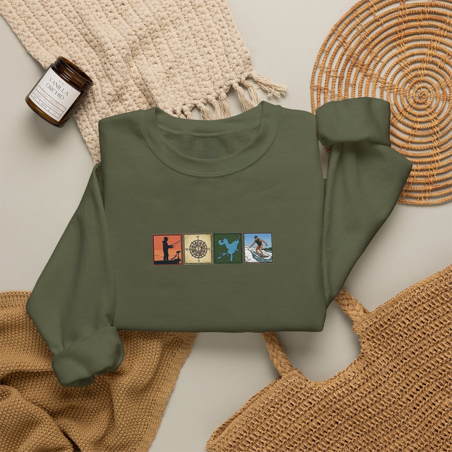 Okauchee Lake "Icons Style" - Gildan Crewneck Sweatshirt