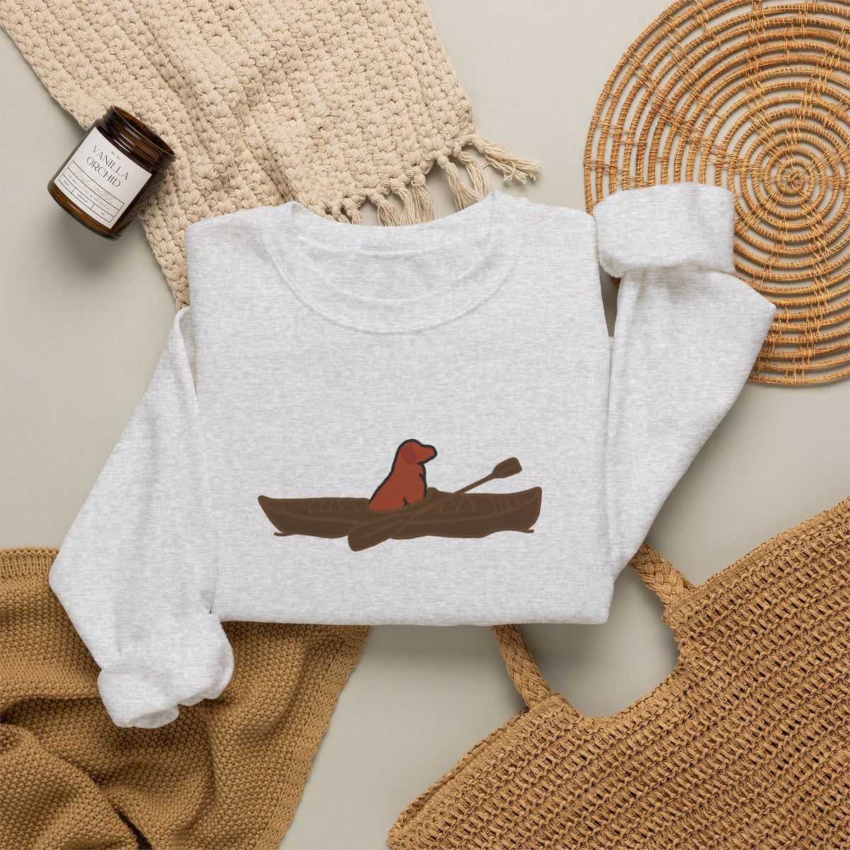 "Lucy the Lab" Kayak Dog Pewaukee Lake - Unisex Heavy Blend™ Crewneck Sweatshirt