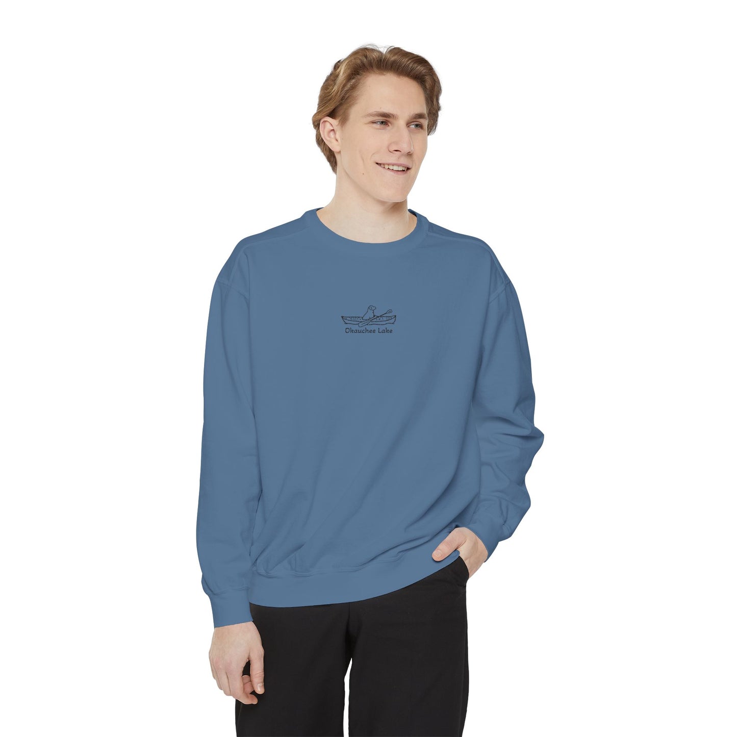 Kayak Dog Lab Embroidered Crewneck Sweatshirt - Comfort Colors